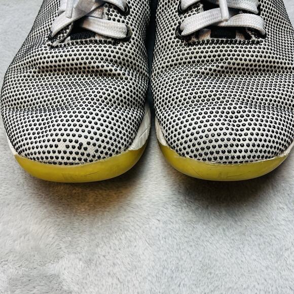 NOBULL Outwork Athletic Running‎ Shoes Sneakers Womens 7.5 Black White - Picture 3 of 12